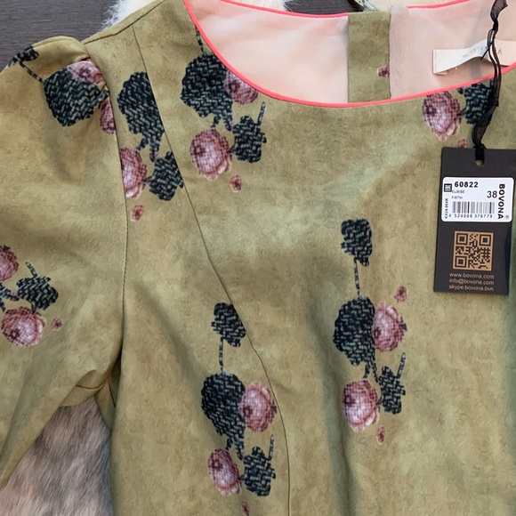 BNWT- Floral Dress - Picture 3 of 6